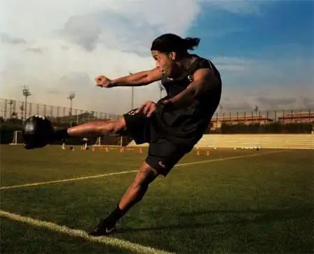 而球员则希 而球员则希